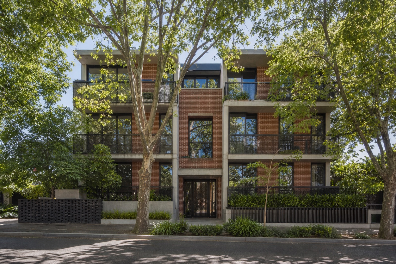 Apartment at 204/15 Small Street, Hampton